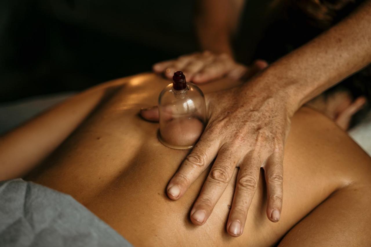 Breathe Healing & Wellness Hotel Камбутал Екстериор снимка
